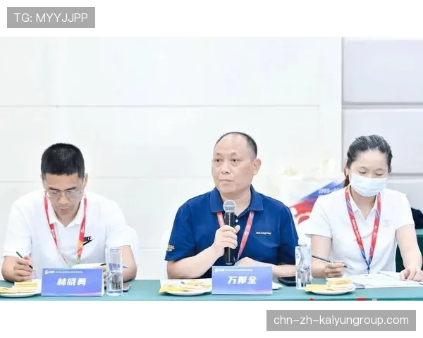 俱乐部联合企业推出“青少年运动+智能装备”新产品