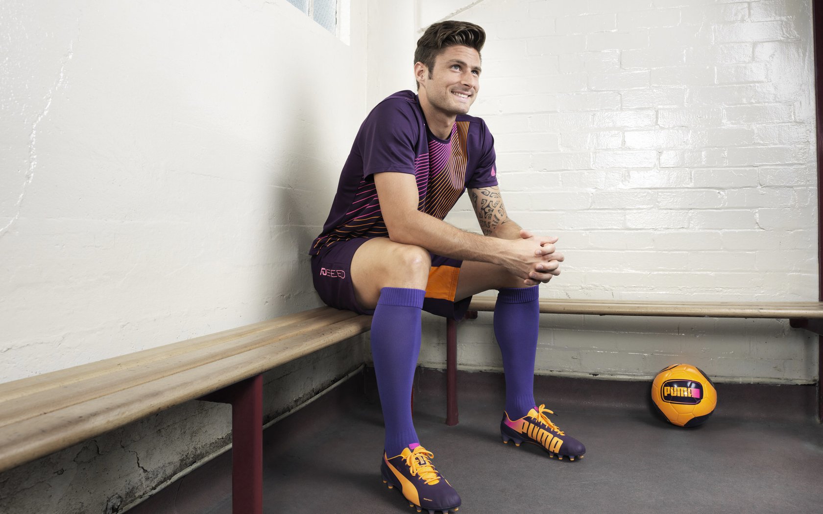 新西兰橄榄球队击败强敌,夺得年度冠军,新西兰橄榄球第一人